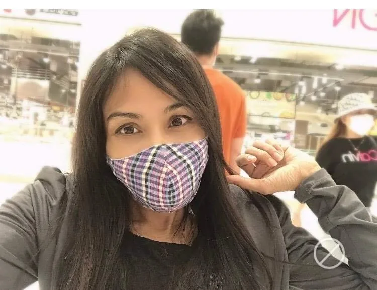 Naleng Real - Doing some shopping